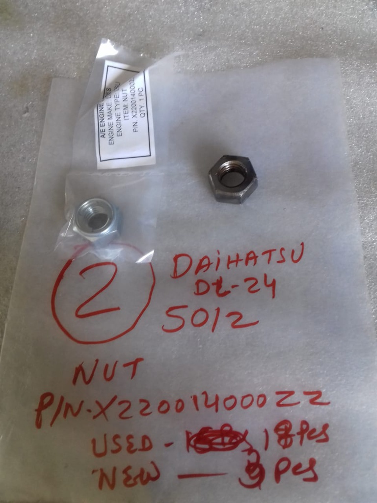 DAIHATSU NUT DL-24