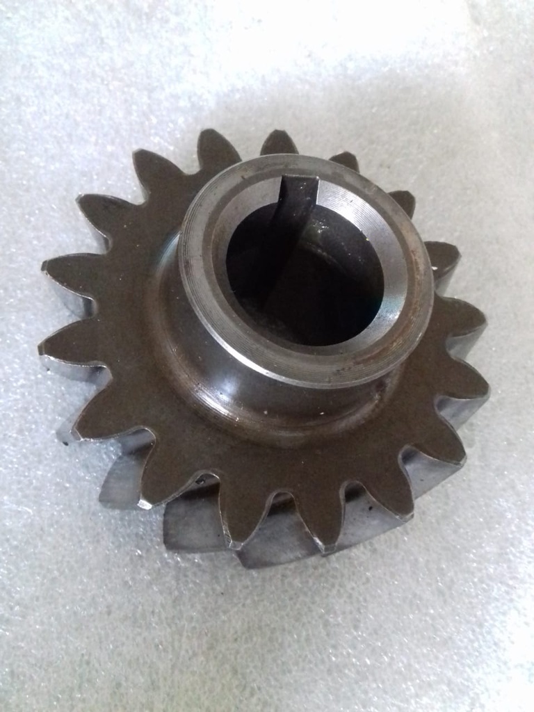 GEAR FOR PUMP USED
