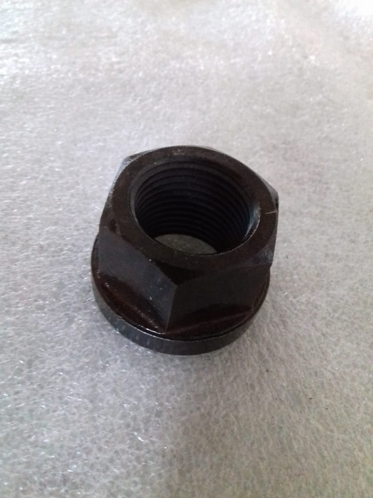 DAIHATSU NUT